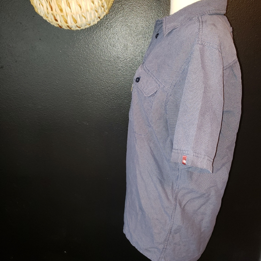 The North Face Button Up Shirt - Picture 2 of 4